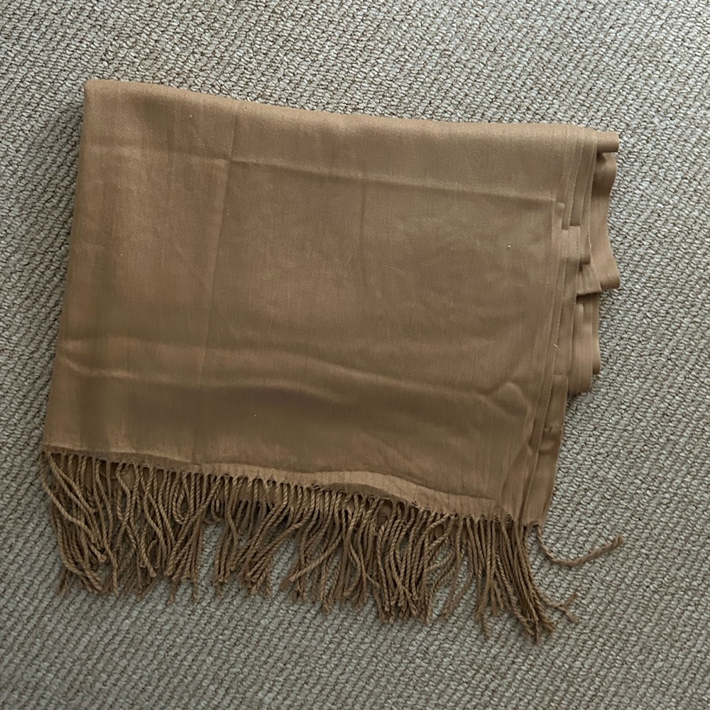 Pashmina/ wrap scarf never worn without tags